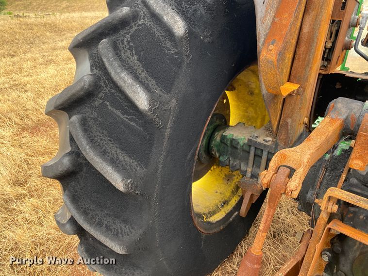 image for item DK6403 2016 John Deere 5075E  tractor