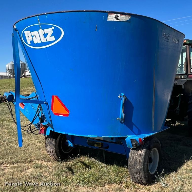 image for item DK7078 Patz V350  vertical feed mixer