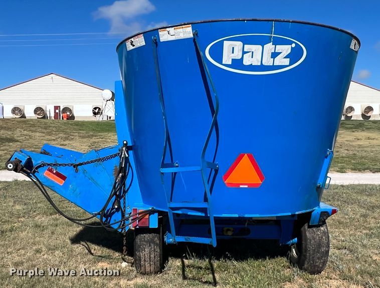 image for item DK7078 Patz V350  vertical feed mixer