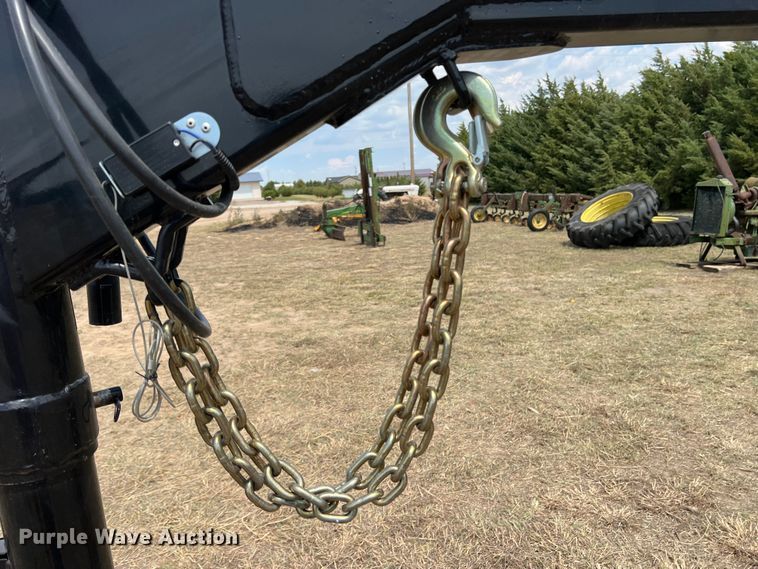 image for item DK7105 Amacsa HW37  hay bale trailer