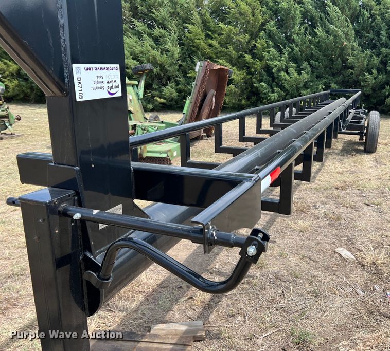 image for item DK7105 Amacsa HW37  hay bale trailer