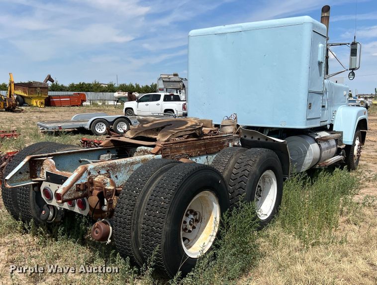 image for item DK7117 1979 Mack RWS754LST  semi truck