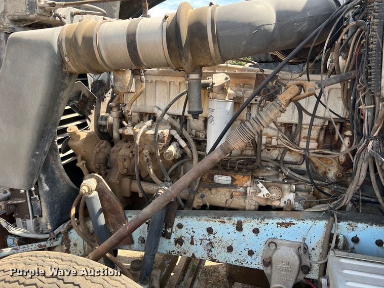 image for item DK7117 1979 Mack RWS754LST  semi truck