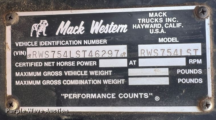 image for item DK7117 1979 Mack RWS754LST  semi truck