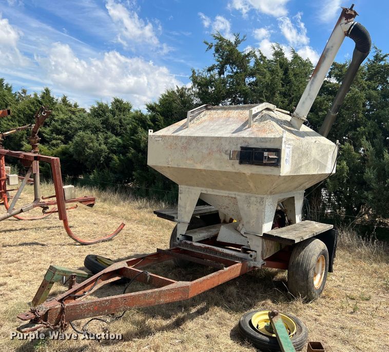 image for item DK7119 Friesen  seed tender