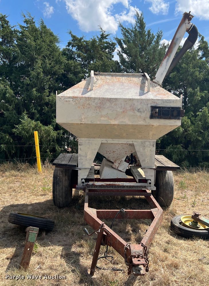 image for item DK7119 Friesen  seed tender