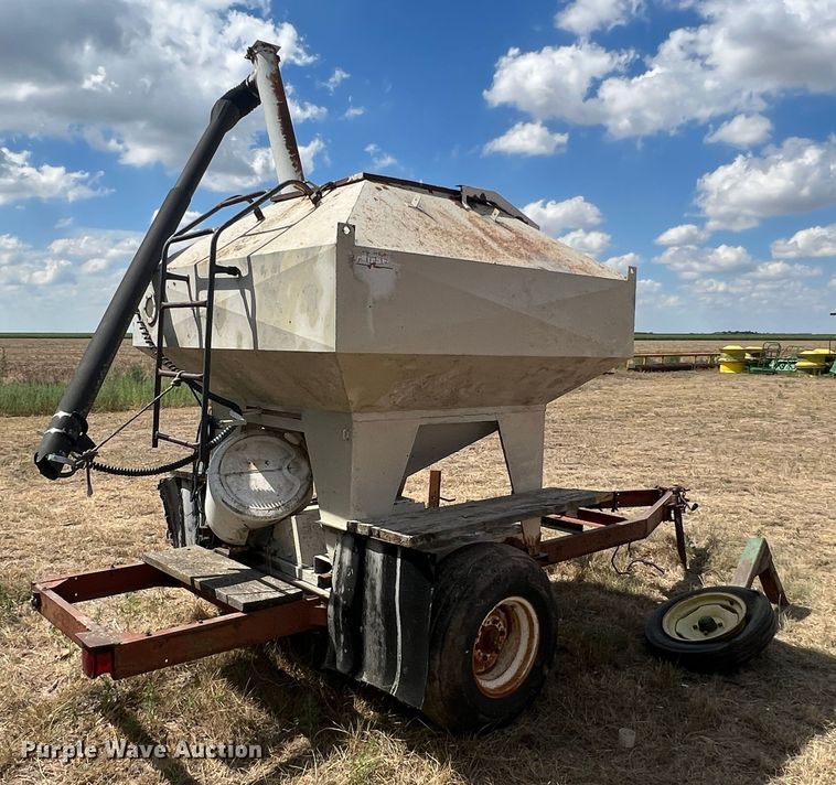 image for item DK7119 Friesen  seed tender