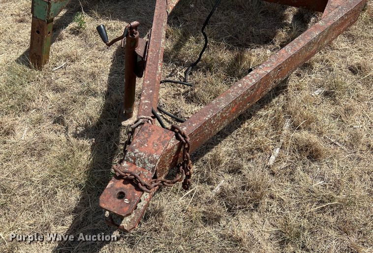 image for item DK7119 Friesen  seed tender