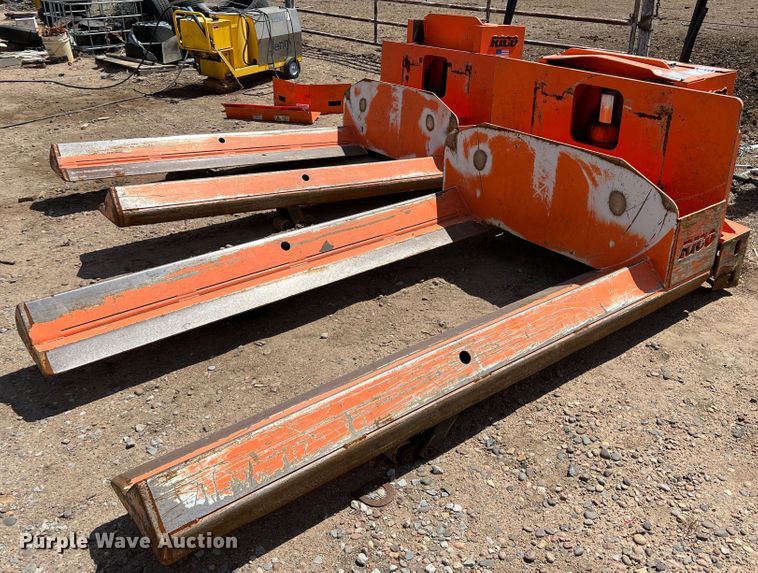 (2) Rico RLPRH100 roll handler jacks in Sublette, KS Item DK7128
