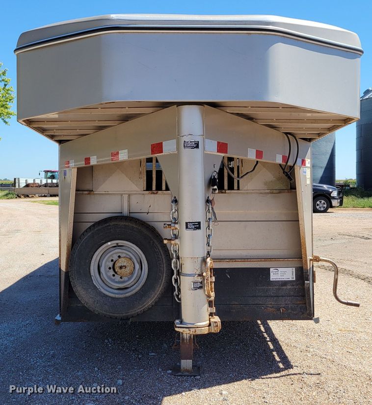 image for item DM8016 2006 Titan 1R5534  livestock trailer