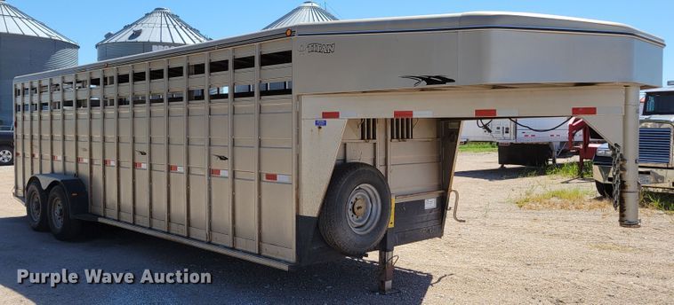 image for item DM8016 2006 Titan 1R5534  livestock trailer