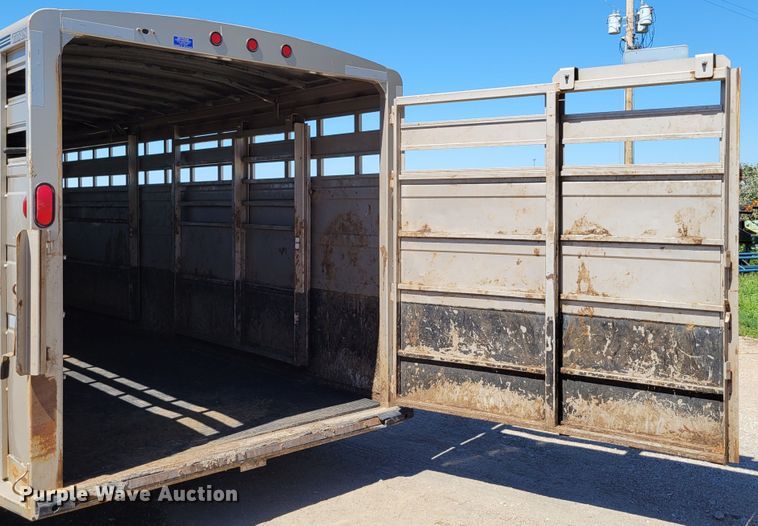 image for item DM8016 2006 Titan 1R5534  livestock trailer