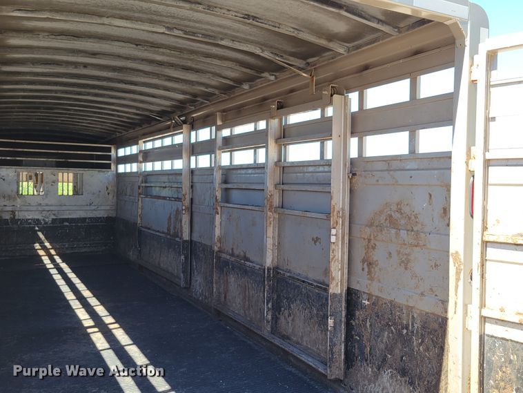 image for item DM8016 2006 Titan 1R5534  livestock trailer