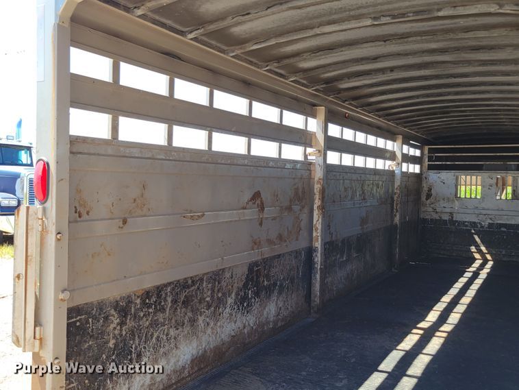 image for item DM8016 2006 Titan 1R5534  livestock trailer