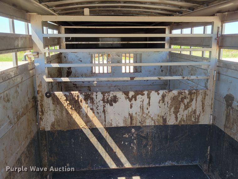 image for item DM8016 2006 Titan 1R5534  livestock trailer