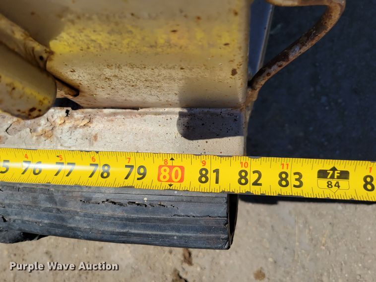 image for item DM8016 2006 Titan 1R5534  livestock trailer