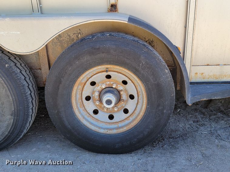 image for item DM8016 2006 Titan 1R5534  livestock trailer