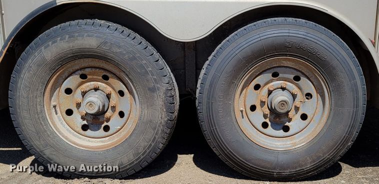 image for item DM8016 2006 Titan 1R5534  livestock trailer