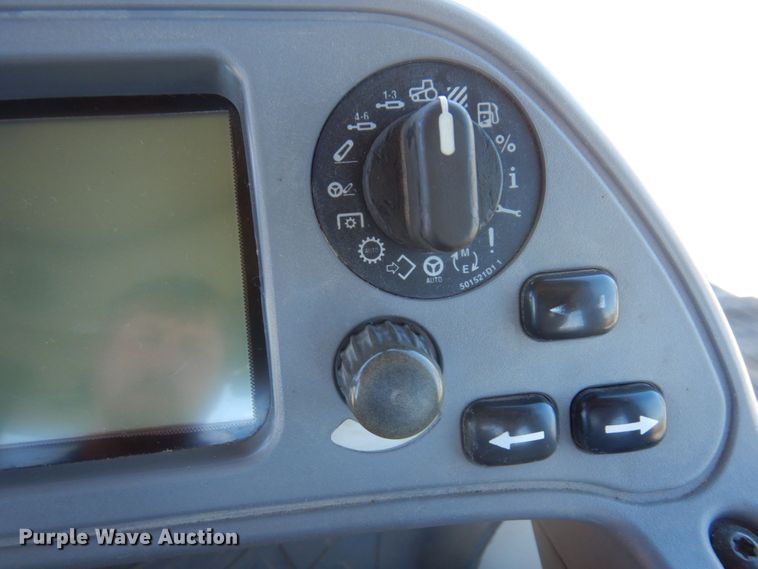 image for item DQ9213 2005 Caterpillar Challenger MT845  tractor