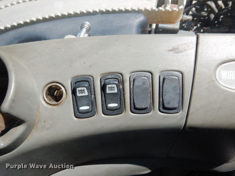 image for item DQ9213 2005 Caterpillar Challenger MT845  tractor