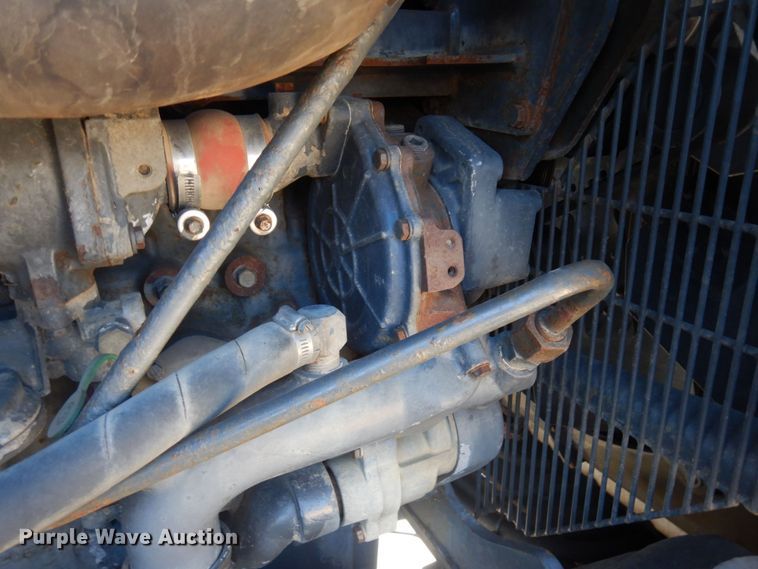 image for item DQ9213 2005 Caterpillar Challenger MT845  tractor