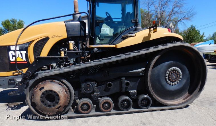 image for item DQ9213 2005 Caterpillar Challenger MT845  tractor
