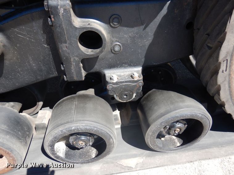 image for item DQ9213 2005 Caterpillar Challenger MT845  tractor