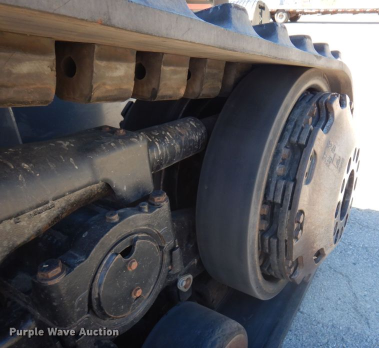 image for item DQ9213 2005 Caterpillar Challenger MT845  tractor