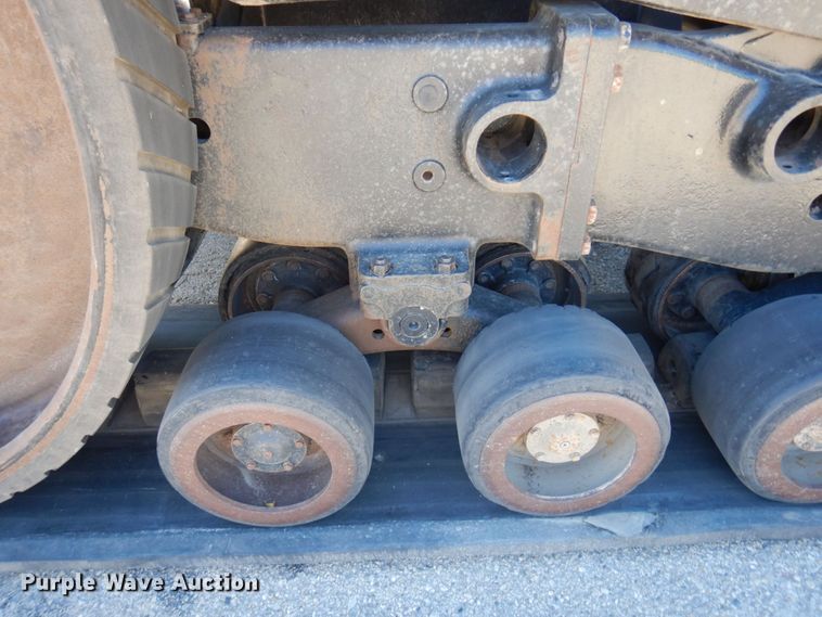 image for item DQ9213 2005 Caterpillar Challenger MT845  tractor