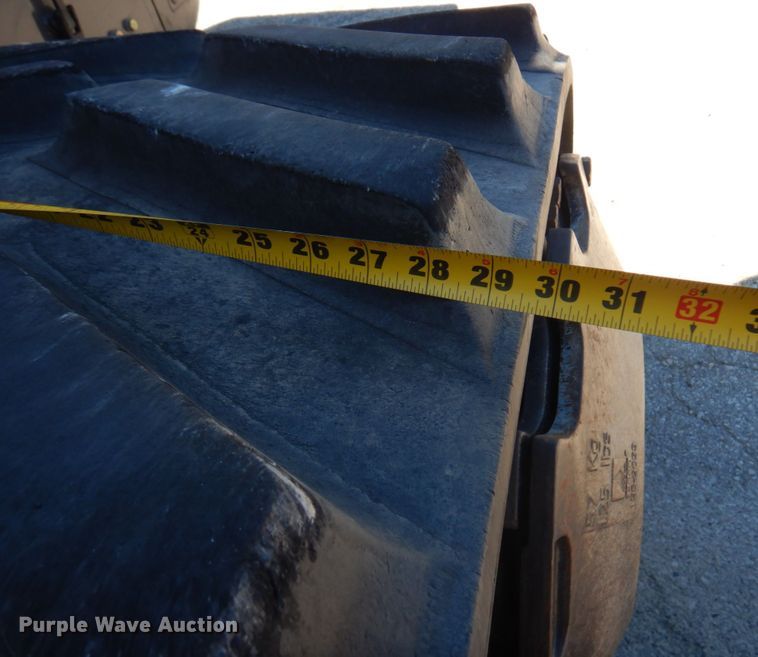 image for item DQ9213 2005 Caterpillar Challenger MT845  tractor