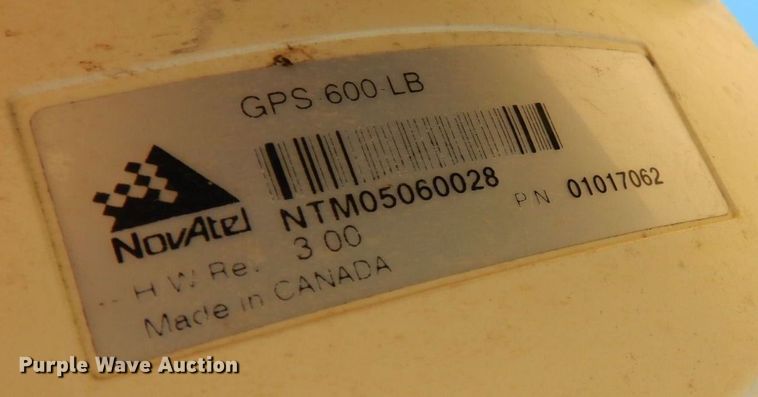 image for item DQ9213 2005 Caterpillar Challenger MT845  tractor