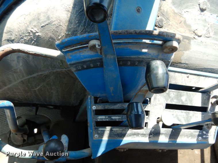 image for item DS1360 Ford TW30  tractor