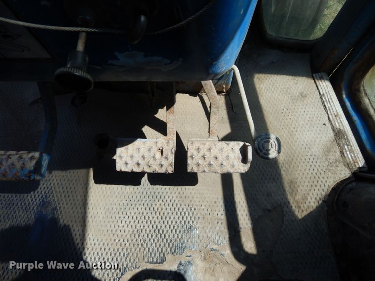 image for item DS1360 Ford TW30  tractor