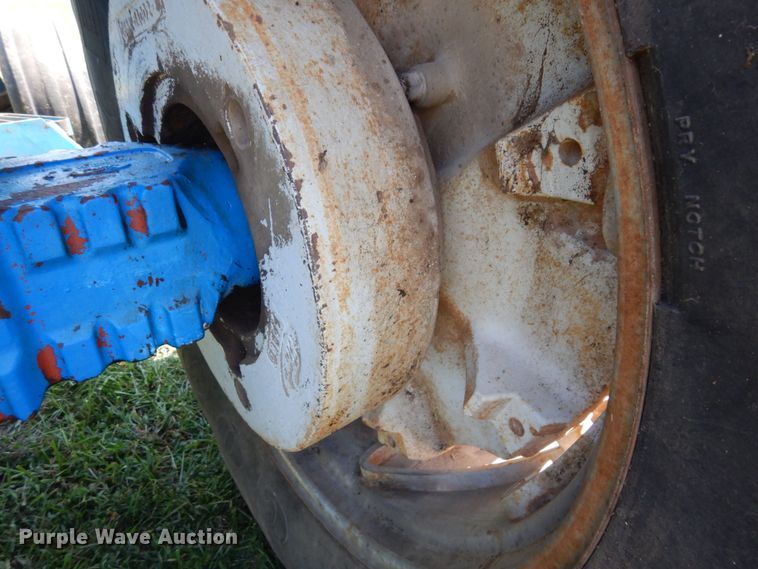 image for item DS1360 Ford TW30  tractor