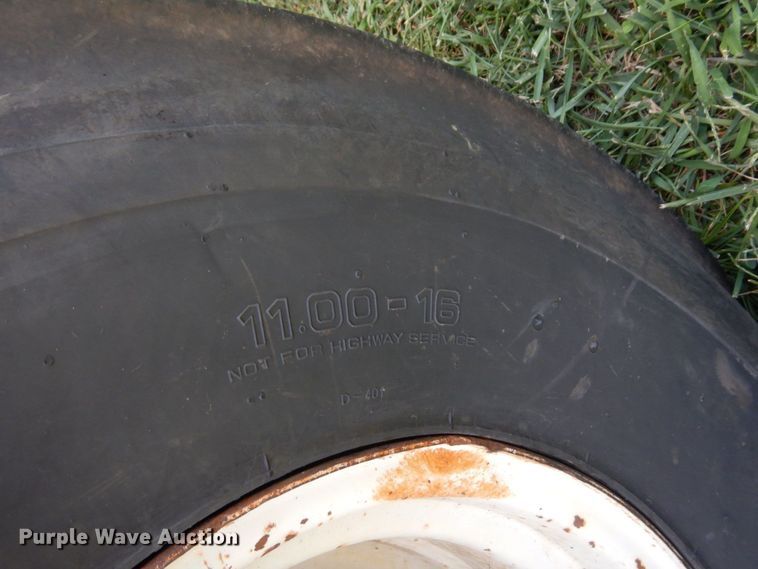 image for item DS1360 Ford TW30  tractor