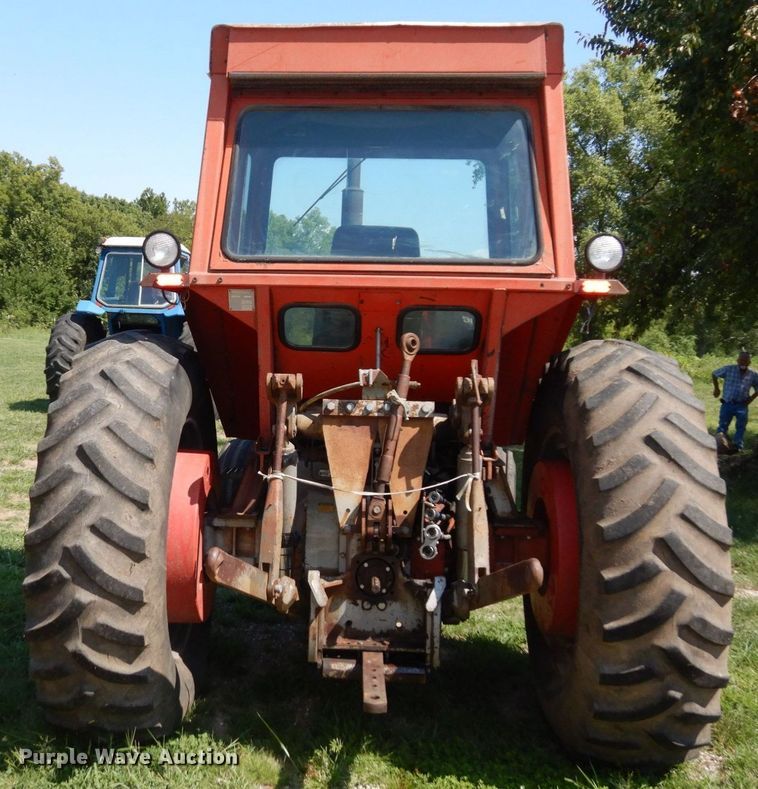 image for item DS1361 1974 Massey Ferguson 1135  tractor