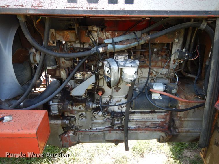 image for item DS1361 1974 Massey Ferguson 1135  tractor