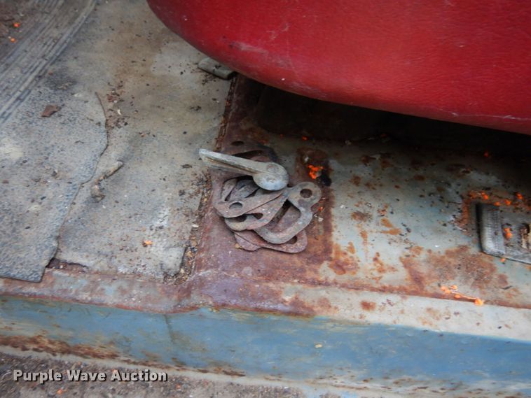 image for item DS1366 1973 Dodge D600  grain truck