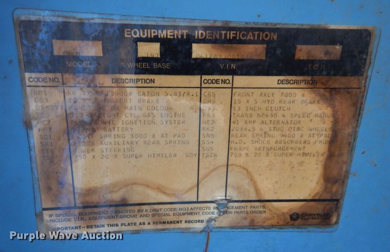 image for item DS1366 1973 Dodge D600  grain truck