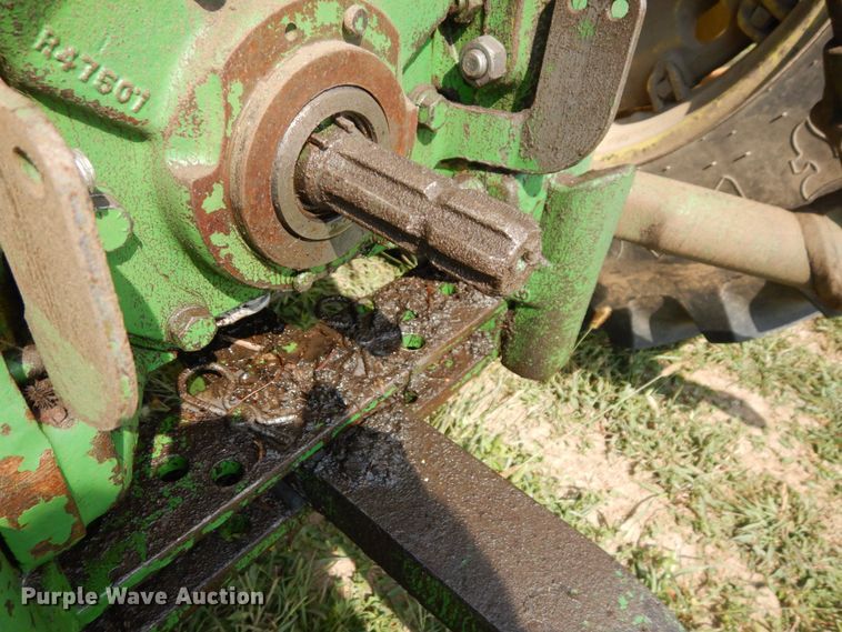 image for item DS1369 John Deere 4440  tractor