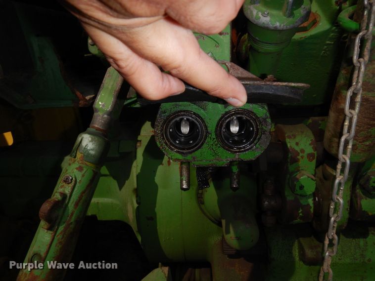 image for item DS1369 John Deere 4440  tractor