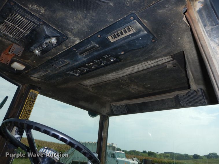 image for item DS1369 John Deere 4440  tractor