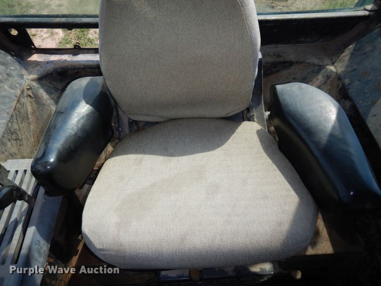 image for item DS1369 John Deere 4440  tractor