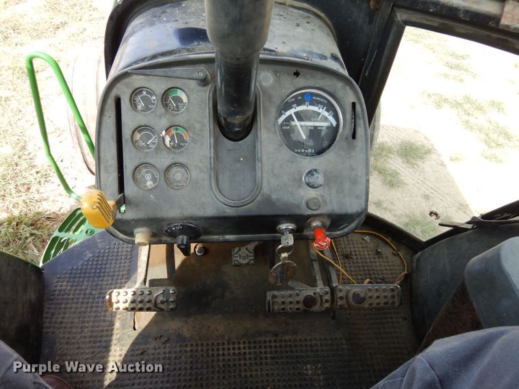 image for item DS1369 John Deere 4440  tractor