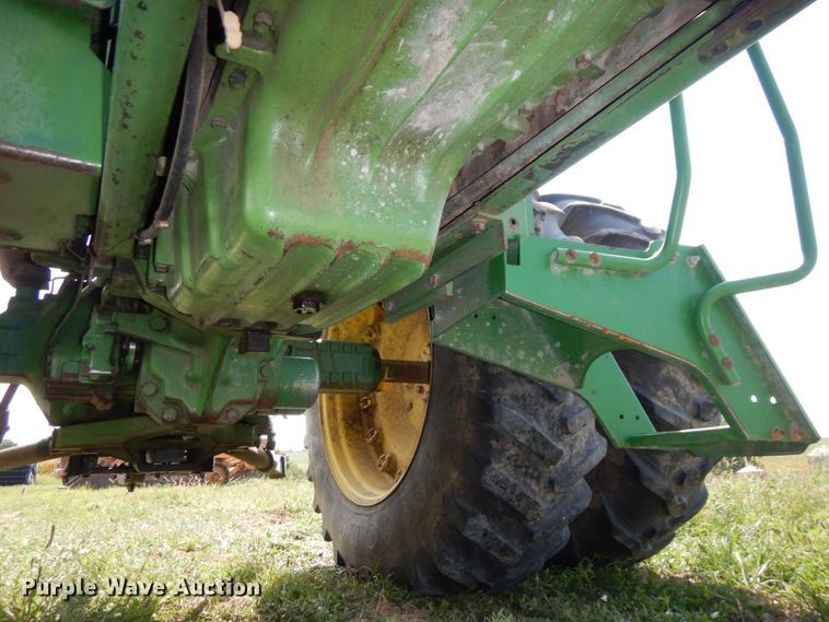 image for item DS1369 John Deere 4440  tractor