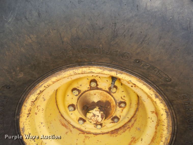 image for item DS1369 John Deere 4440  tractor