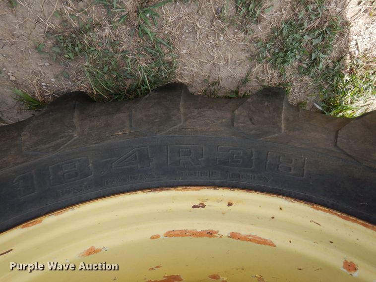 image for item DS1369 John Deere 4440  tractor