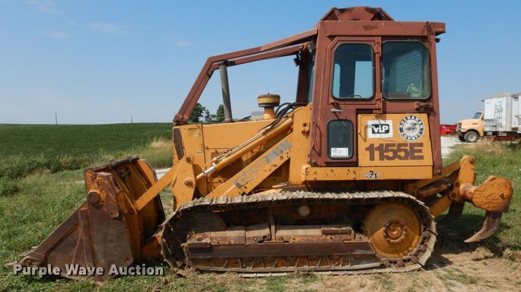 image for item DS1370 1990 Case 1155E  track loader