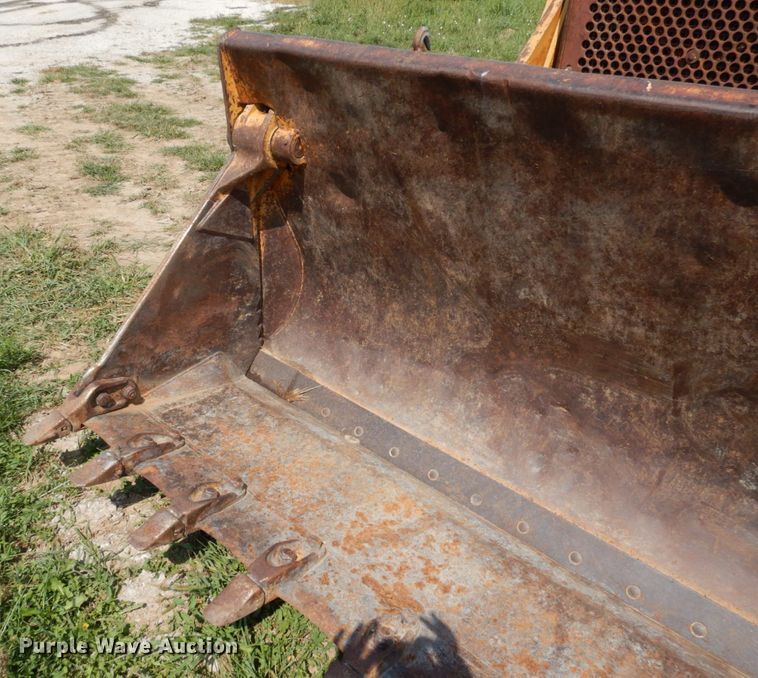 image for item DS1370 1990 Case 1155E  track loader