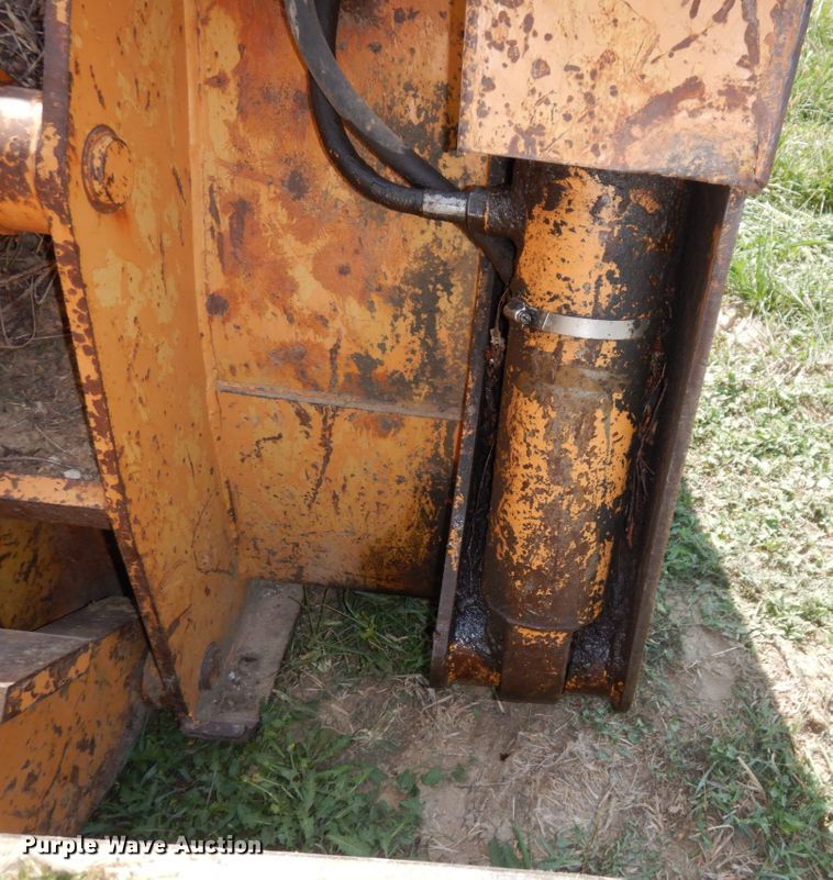 image for item DS1370 1990 Case 1155E  track loader